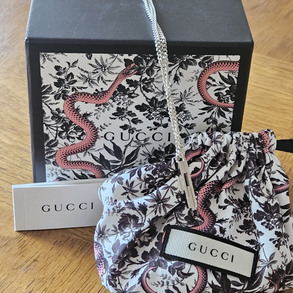 Gucci Silver Necklace with Pendant